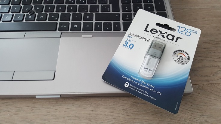 Concours clé USB Lexar S55